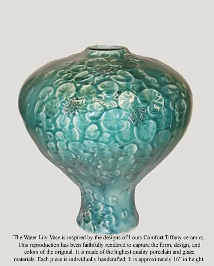 A green vase with a pattern on it.